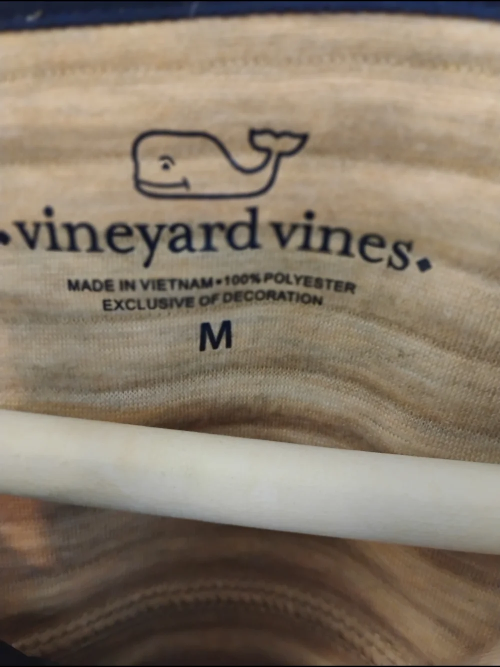 Vineyard Vines Tan and Navy Logo Pullover Mock Neck Size Medium